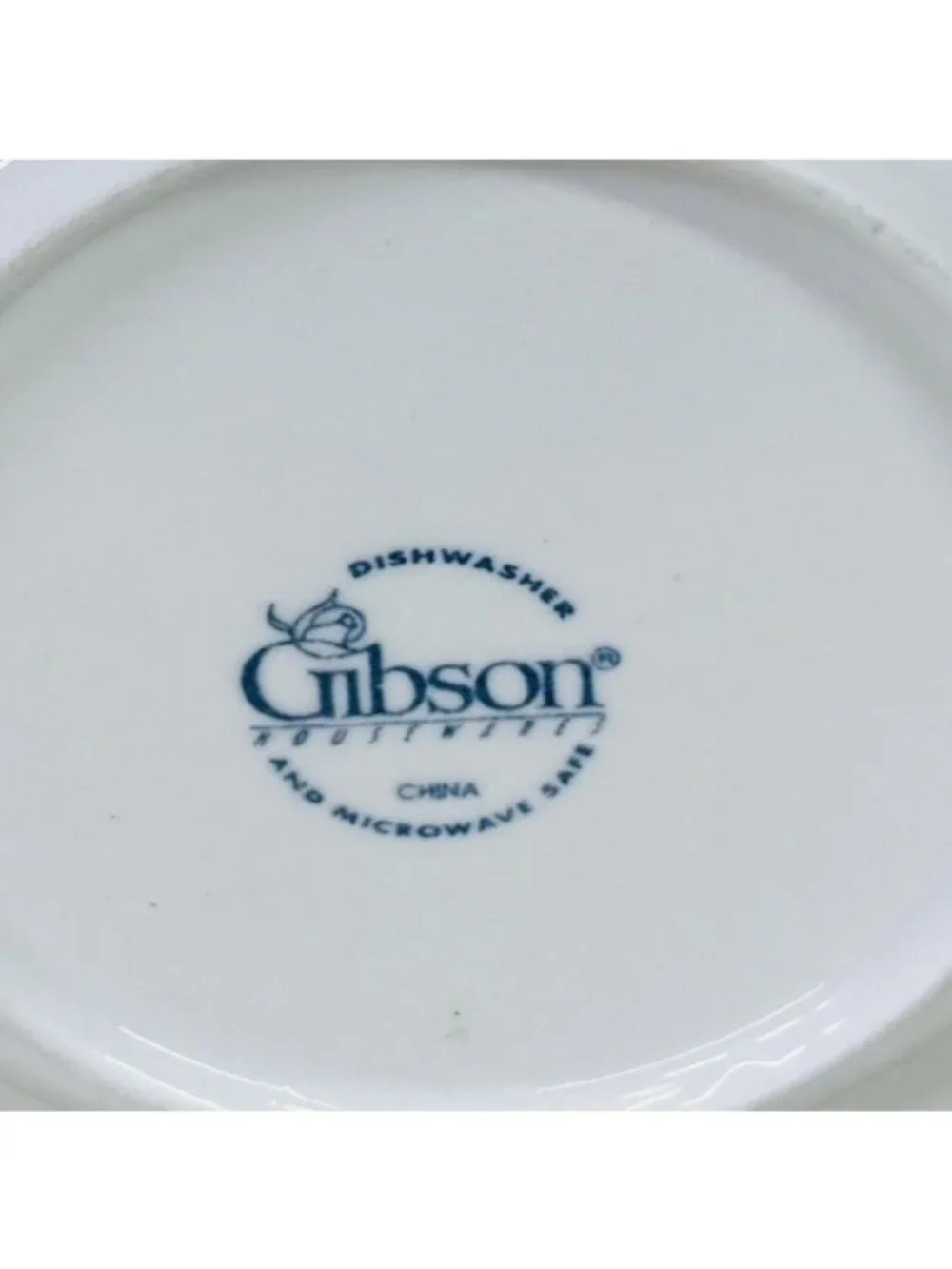 Gibson FRUIT Embossed Fruit Leaves White Shades Rim Coupe Soup Bowls Set of 2